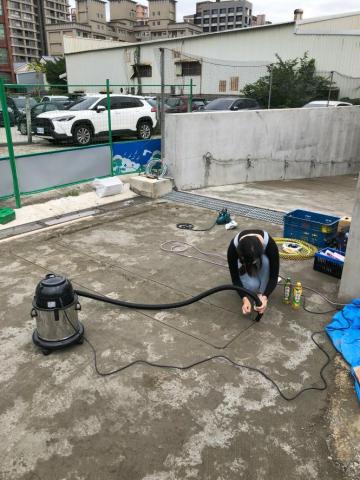 向山監控系統有限公司 - 柵欄機施工