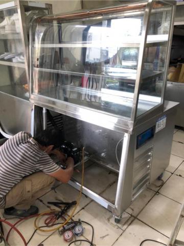 國華冷凍餐飲設備 - 訂製款三層黑白切冷櫥+散熱片外移