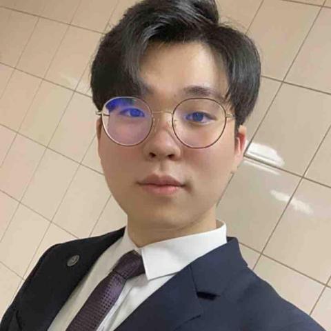 提供2024世足服務的專家江浩新