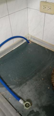 邱先生 - 廚房檯面開洞（洗碗機用、木質）