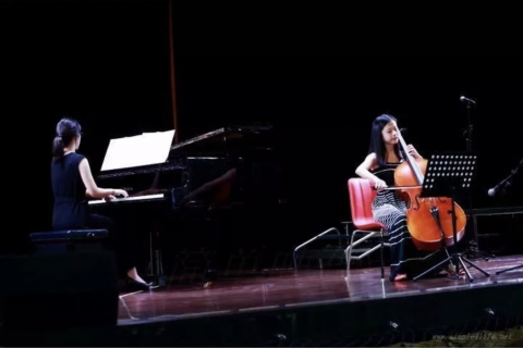 鋼琴學習，鋼琴陪練，鋼琴伴奏，英文家教，論文修改 - 