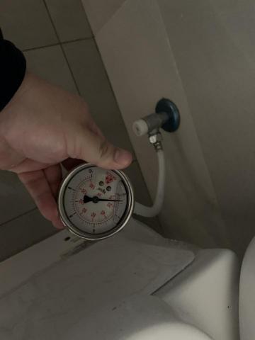 史丹利水電工務所 - 驗屋水壓檢測