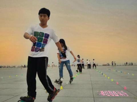 斯坦利運動館-直排輪，滑步車，國標舞 - 一起來溜溜