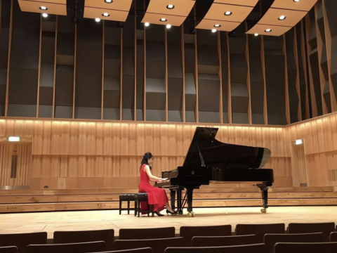 鋼琴學習，鋼琴陪練，鋼琴伴奏，英文家教，論文修改 - 