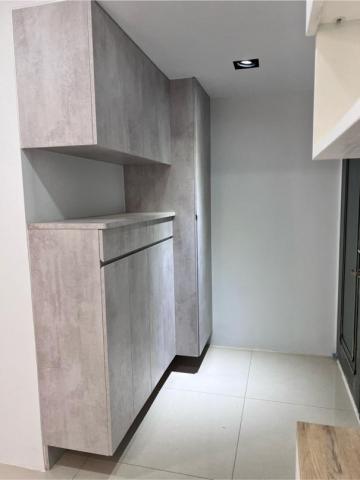 櫥櫃大小室 - #220 摩登清水模
