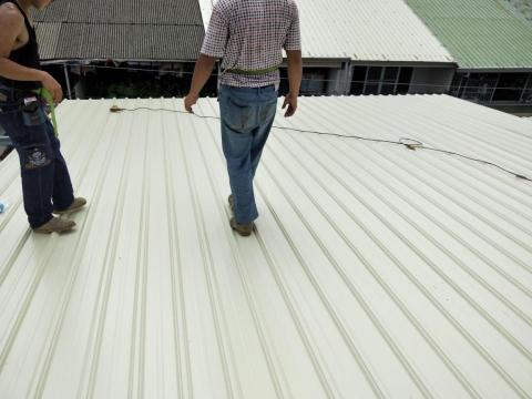 玖奈思工程 - 屋面雙層鋼板蓋板