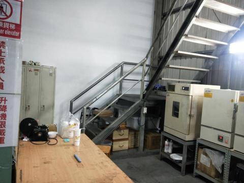 玖奈思工程 - 鐵製樓梯增設