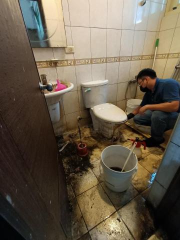 潔可靈 - 套房清潔中3