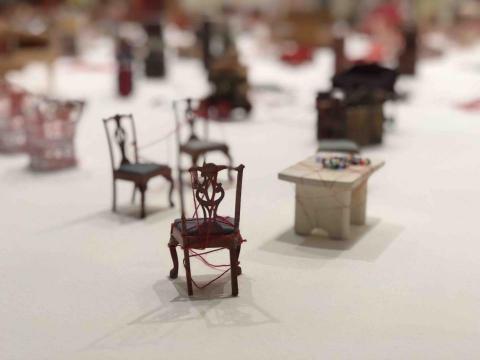 【五零中人】中、英文旁白配音 - 從大局著想，從細微處著手。
一起為您的專案成功而努力。