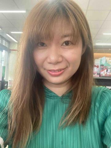 提供法文服務的專家金衍