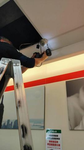 宇陞通科技有限公司 - 連鎖店拆機