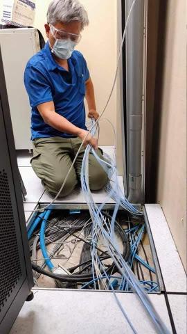 宇陞通科技有限公司 - 金融機構機房架構與整製