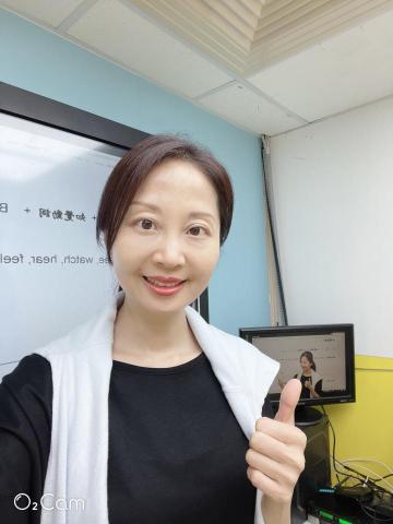 提供jlptn1語彙服務的專家Freda Chin