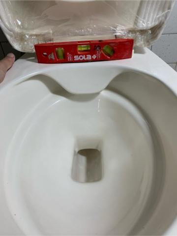 陳凱倫 - 馬桶測量