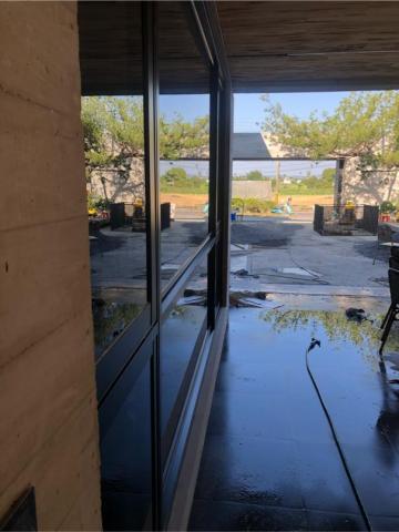 貴賓清潔環保工程 - 清潔後「玻璃