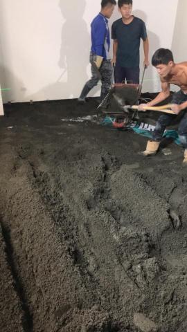 玖佰益時尚油漆外牆防水PU工程 - 室內地板磁磚施工中80X80 玖佰益時尚油漆外牆防水PU工程 - 室內地板磁磚施工中80X80