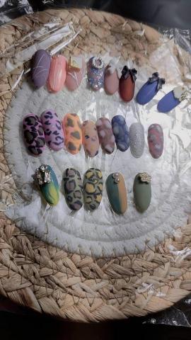 艾美美顏美甲小鋪 - 單色特惠中