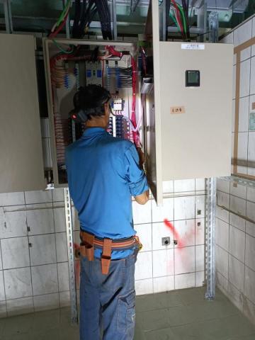 上發水電冷氣行 - 