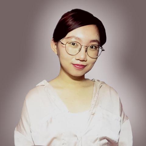 提供台北翻譯公司中翻英服務的專家Lili 中英翻譯