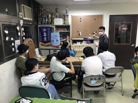 陳昱睿 圍棋7段 - 輔大棋藝社授課