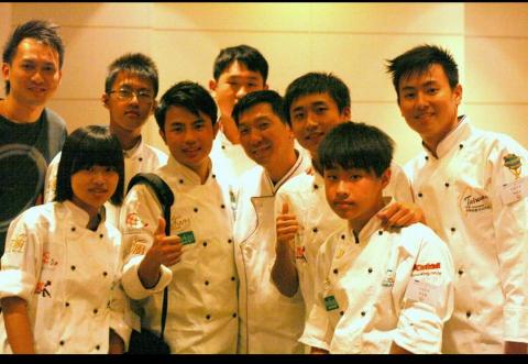 謝孟學 - 國際名廚會議與職場經驗分享,合照留念