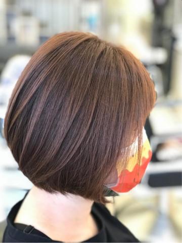台中逢甲髮型師&bull;Win｜霧面髮色｜線條染｜漸層染｜縮毛矯正｜ - 線條剪裁設計+質感焦糖色