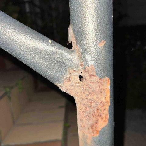 允鑽企業社 - 扶手欄杆施工前