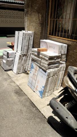 宥哲拆除小團體 - 進料