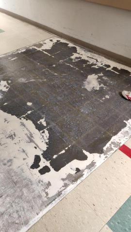 宥哲拆除小團體 - 醫院部分塑膠地板剃除