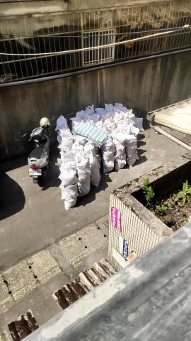 宥哲拆除小團體 - 龜山進料