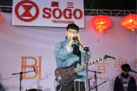 鄭榮 - 表演照2020