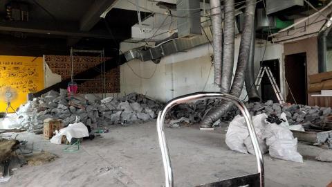 宥哲拆除小團體 - 八里餐廳打拆