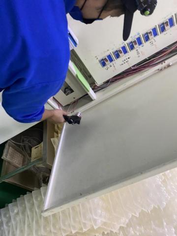 澄新消毒環保 - 電箱施點蟑螂餌劑