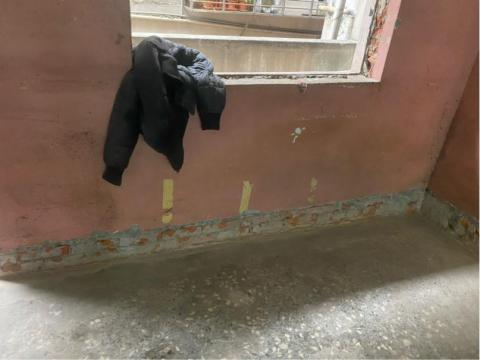 育達工程行 - 新莊 幸福路案場  踢腳石材打除