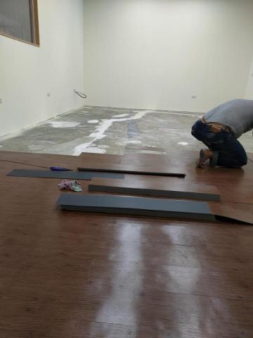 巢匠工程 - 樹林辦公室整理,貼塑膠地磚 巢匠工程 - 樹林辦公室整理,貼塑膠地磚