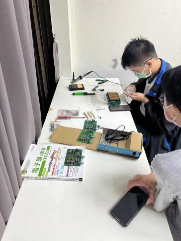 Yuling高中職專業科目家教中心 - 輔導學生專業實習檢定考試