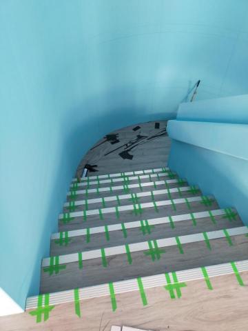 弘偉裝潢統包工程 - 自由一路油漆及地板施工圖