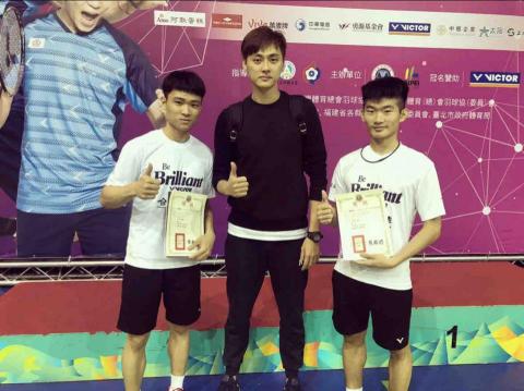 孫騰暉 - 帶學生比賽照