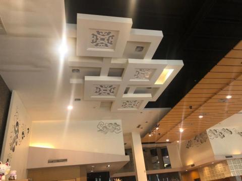 興利富實業水電 - 連鎖餐飲(燈具安裝、燈條安裝) 興利富實業水電 - 連鎖餐飲(燈具安裝、燈條安裝)