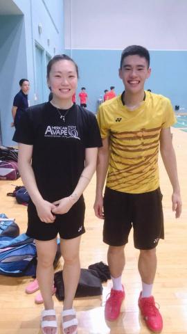 葉其叡 - 與美國女單張蓓雯 合影