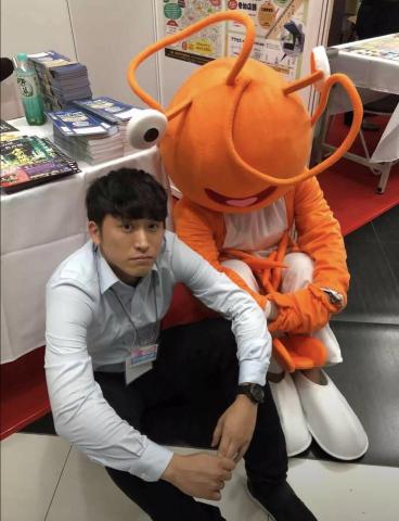 溫奇岳 - 市貿中心日本名古屋商家口譯接待工作