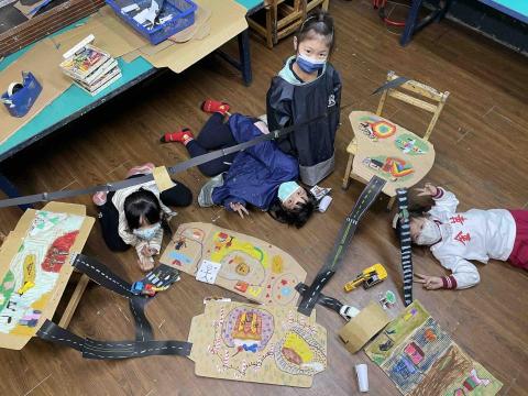 洪佑萱 - 兒童美術