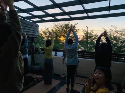 Oneness yoga (Maggie） - 