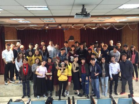 鋼琴自彈自唱教學Loops老師 LoopStudioTw  - 【輔仁大學爵士鋼琴社】 2013 / 9 ~ 2019/6
爵士與流行音樂鋼琴課程教學