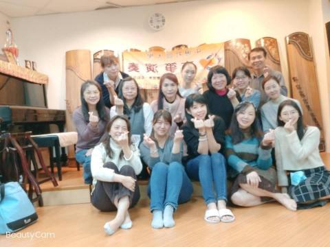 惠惠古箏教學 - 這學期結束了期待下學期相見