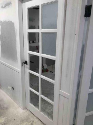 名川玻璃工程行 - 3mm的霧面玻