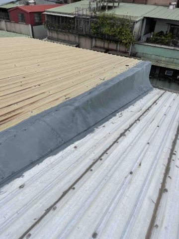 百事工程 - 板橋公寓住宅屋頂鐵皮施作鐵皮屋專用鋅底漆 百事工程 - 板橋公寓住宅屋頂鐵皮施作鐵皮屋專用鋅底漆