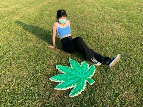 秀仔 - 地毯創作！