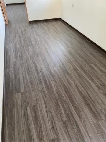 旭成裝修企業社 - 塑膠地板