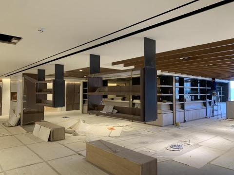 郭芫榛 - 此案為之前經手的案子，位於台北市內湖，萬海辦公室。